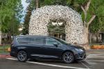 Chrysler Pacifica Limited 2016 года